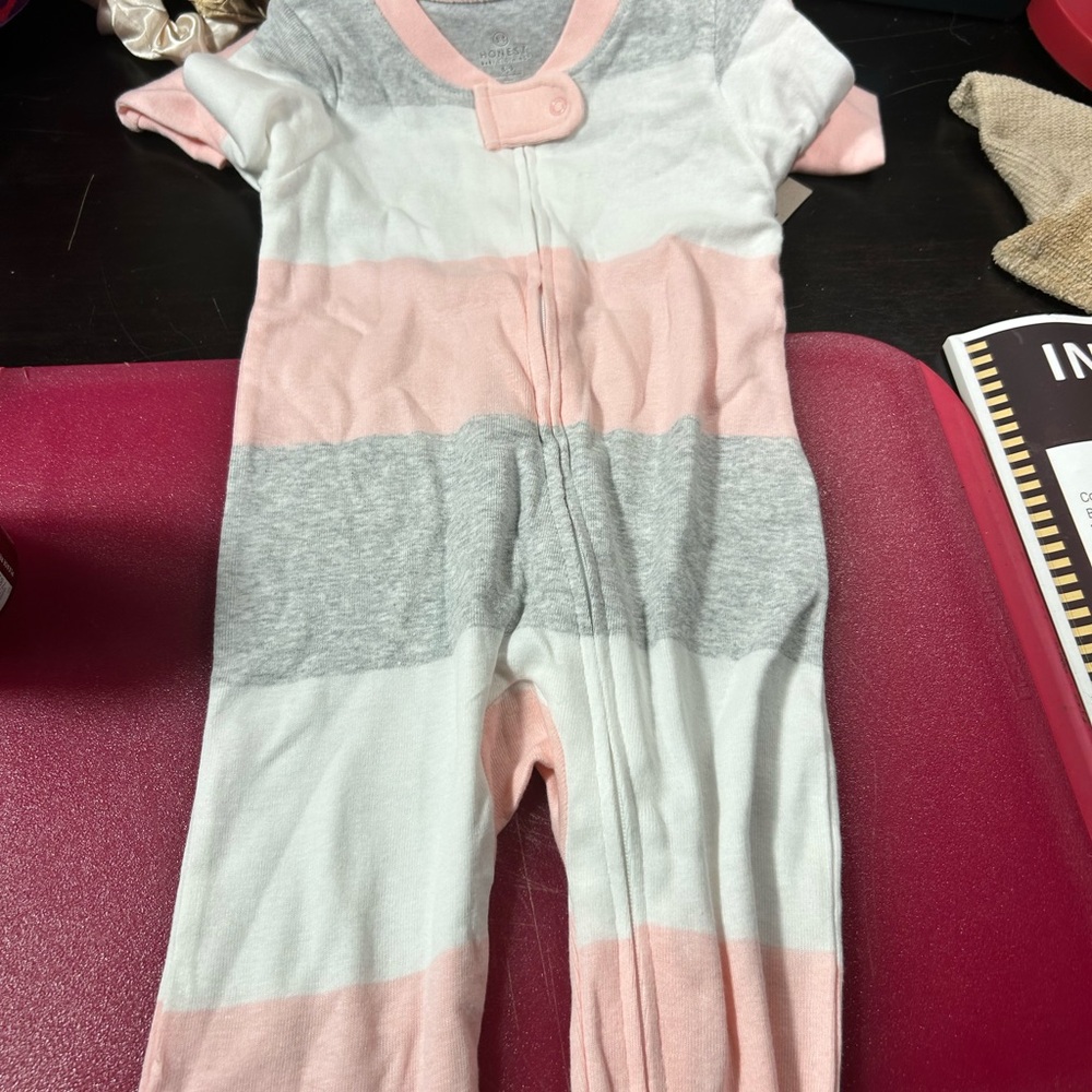 Honest Sleeper 6-9 Months New Pink Grey White